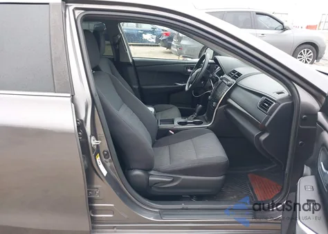 2011 Toyota Camry Se z USA, uszkodzony, nr VIN 4T1BF3EK5BU620417